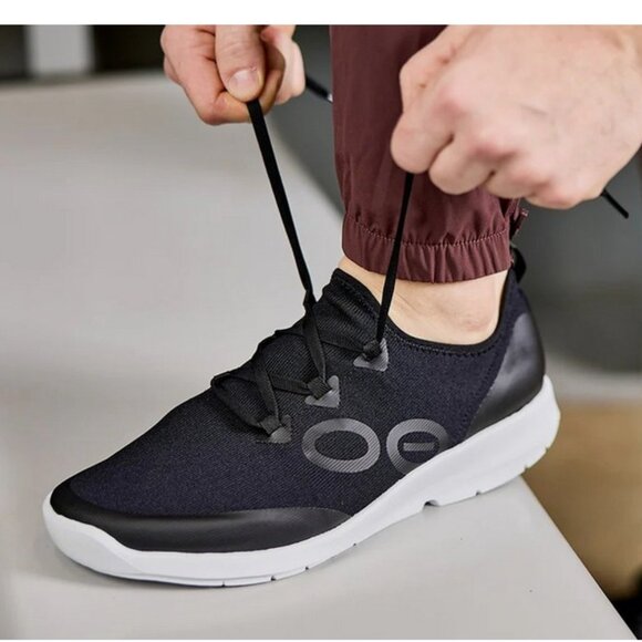 New Oofos Mens OOmg Sport LS Low Shoe Size 10.5 Black Active Recovery Lace Up - Picture 3 of 7